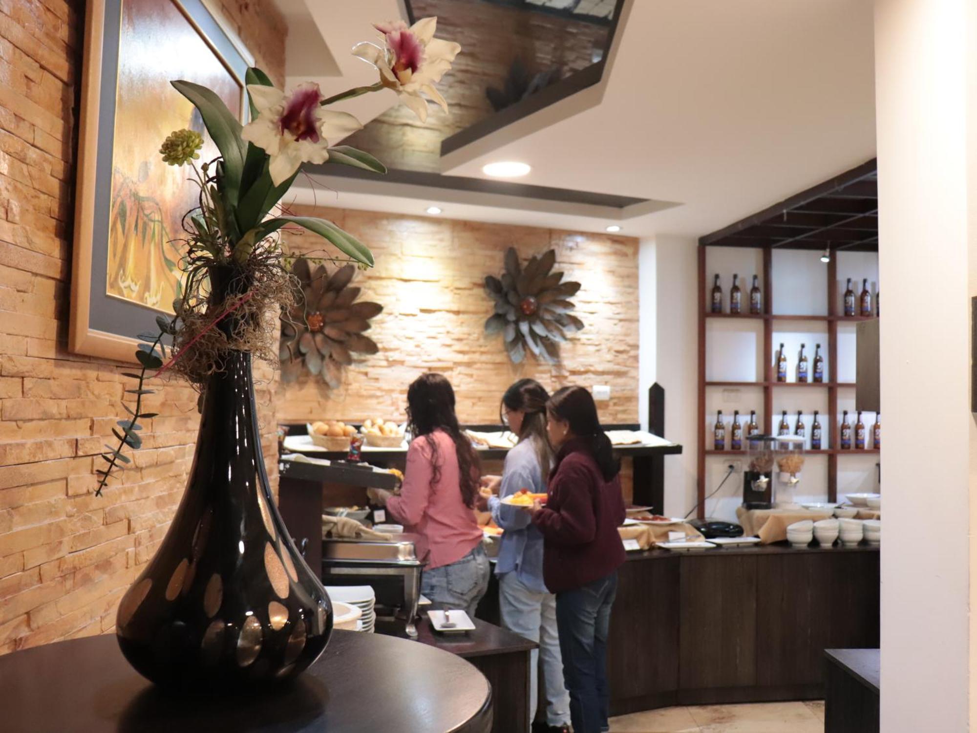 瓦尔格斯酒店 昆卡 外观 照片